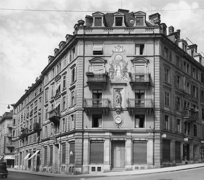 The Café and Restaurant Zähringer in 1946.