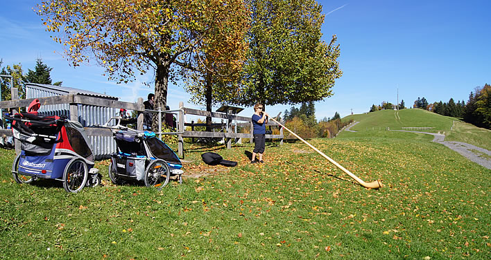 Alphorn picnic 1