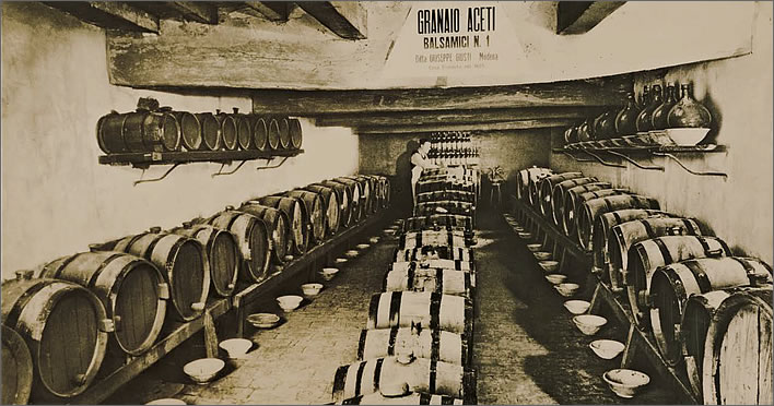 Aceto balsamico casks ©Giuseppe Giusti