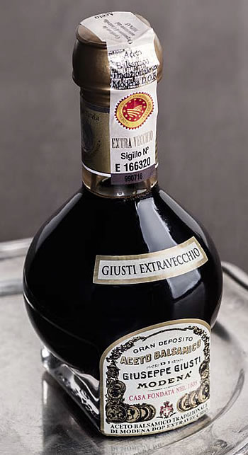 Aceto balsamico ©Giuseppe Giusti