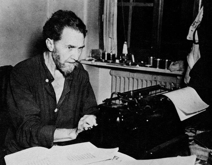 Ezra Pound using the typewriter in the Medical Center in the US Army Disciplinary Training Center in Pisa, 1945.