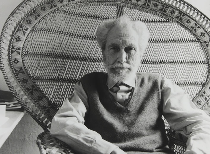 Ezra Pound photographed by Manfredi Bellati, undated. Image: Beinecke Library; ©Olga Rudge Estate.