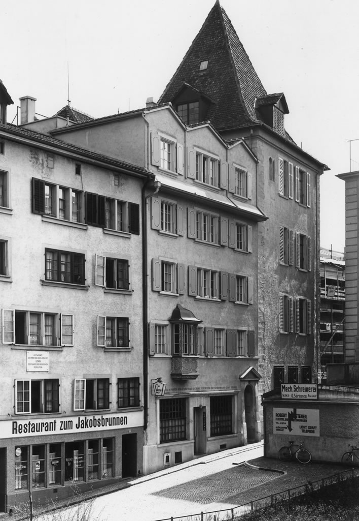 Spiegelgasse 14 and 16 in 1944.