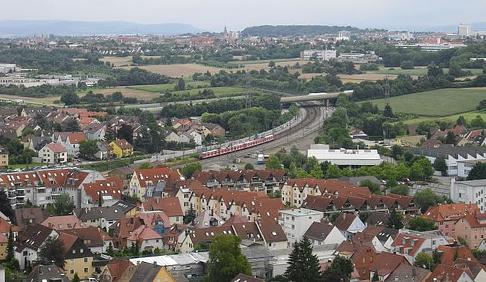 The modern town of Asperg by day.