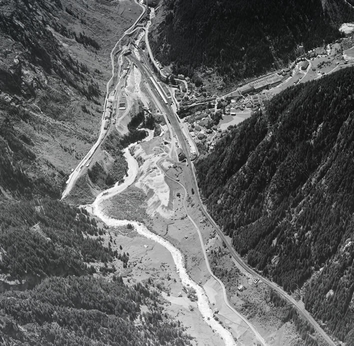 Aerial view of Göschenen in 1963