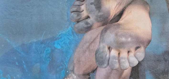 Blue feet, but not with cold